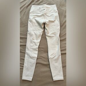 White lululemon leggings
